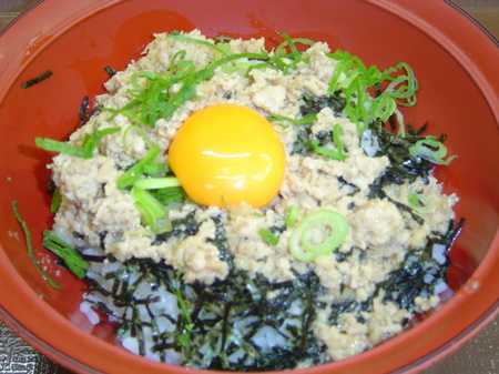 sukiya-shintorisoborodon4.jpg