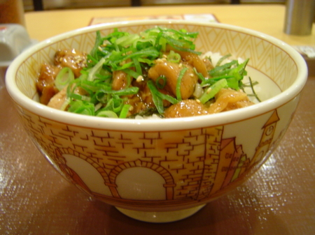 sukiya-yakitoridon2.jpg